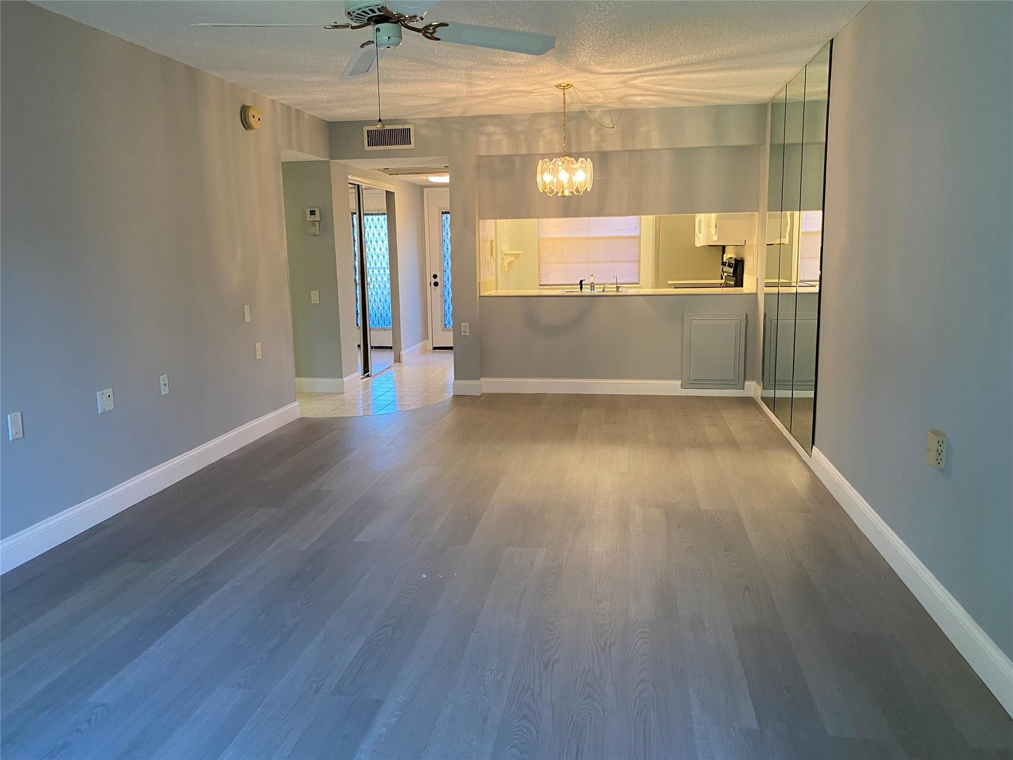 Nassau Wynmoor - Residential