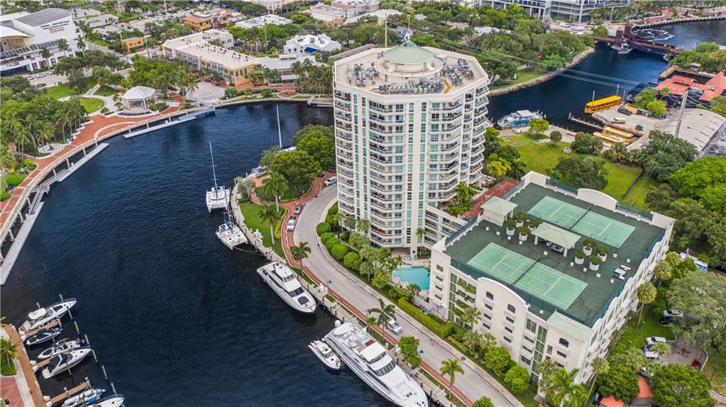 ESPLANADE ON THE RIVER - Residential