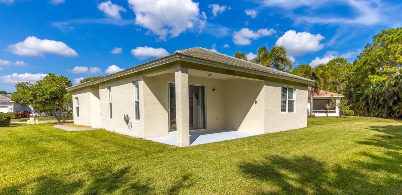 LAKEFOREST POINTE - Residential