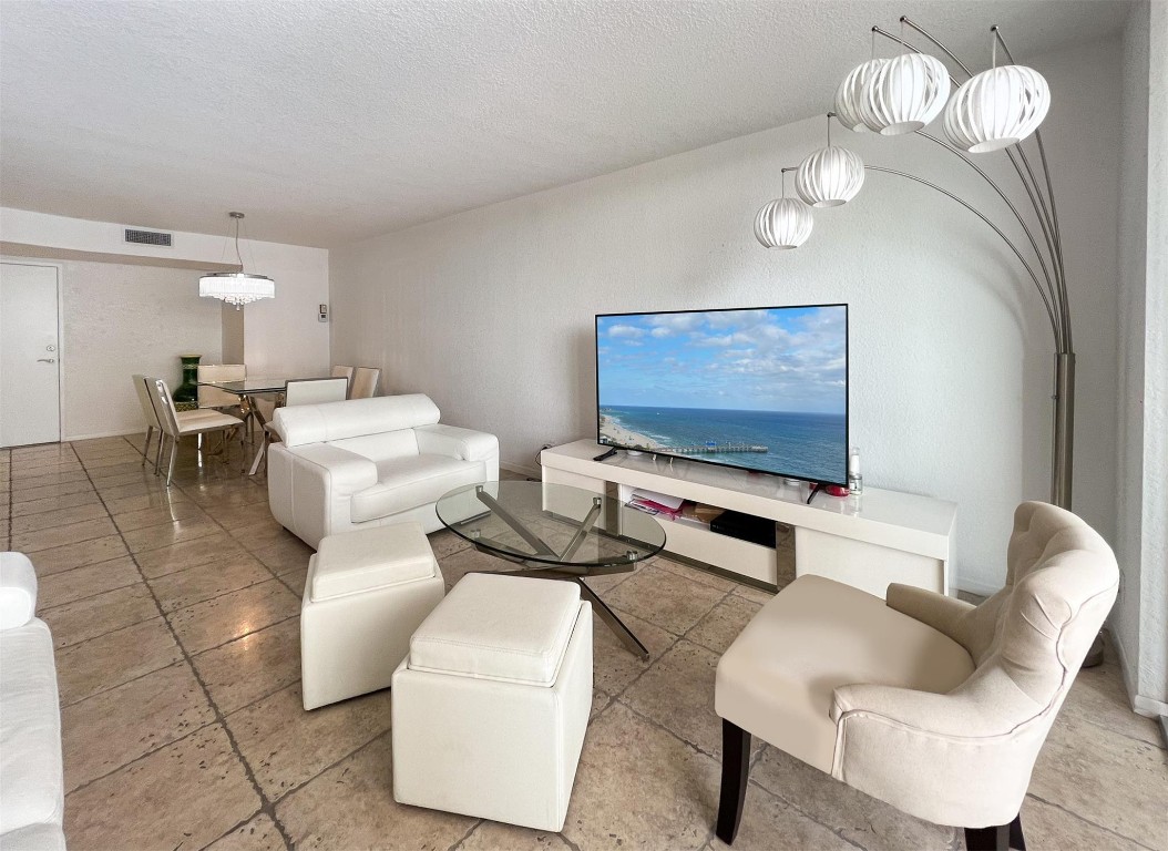 Pompano Beach Club North - Residential Lease