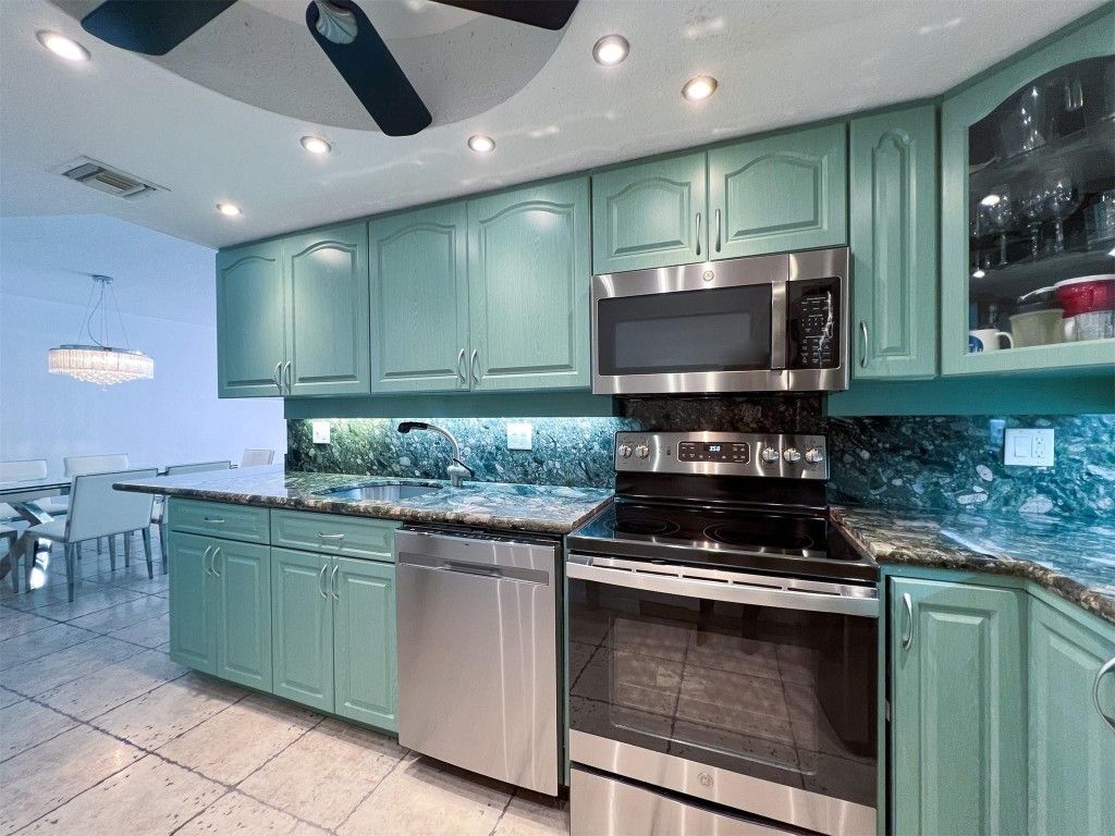 Photo of 101 Briny Avenue #810, Pompano Beach, FL 33062 (MLS # F10523227)