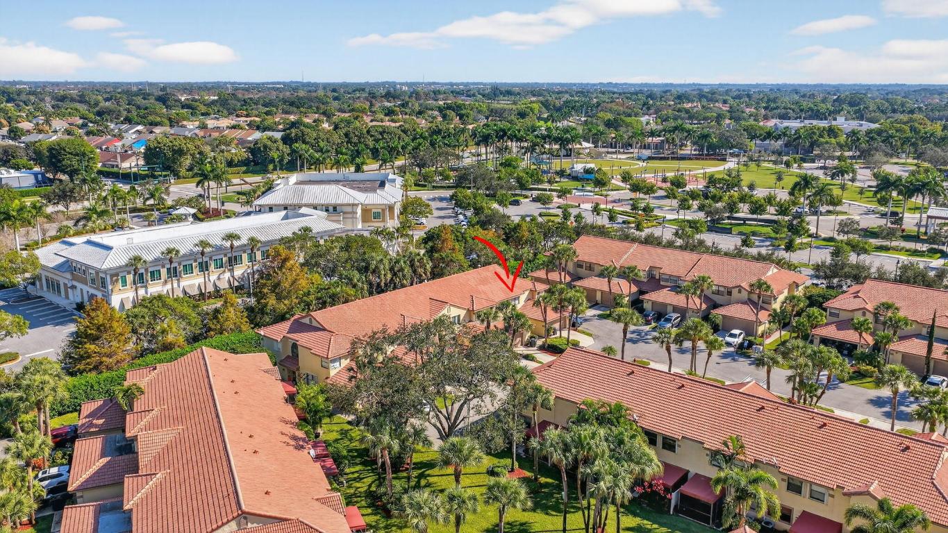 SAG HARBOR TRACE - Residential