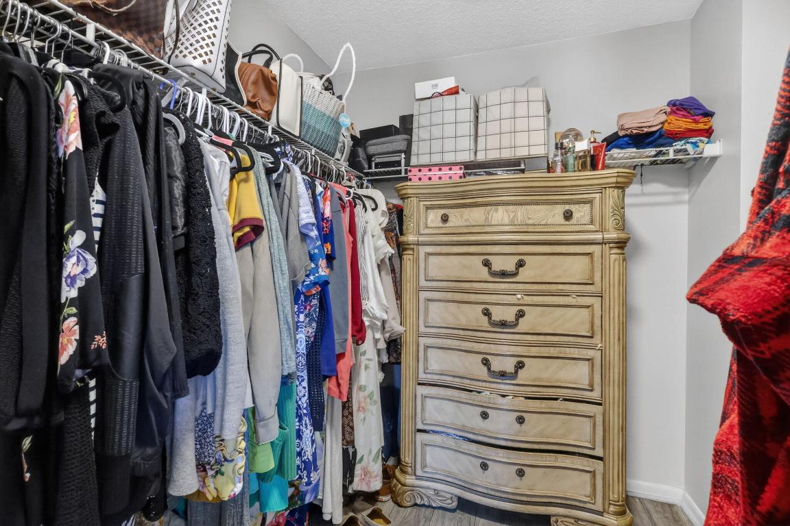 SAG HARBOR TRACE - Residential