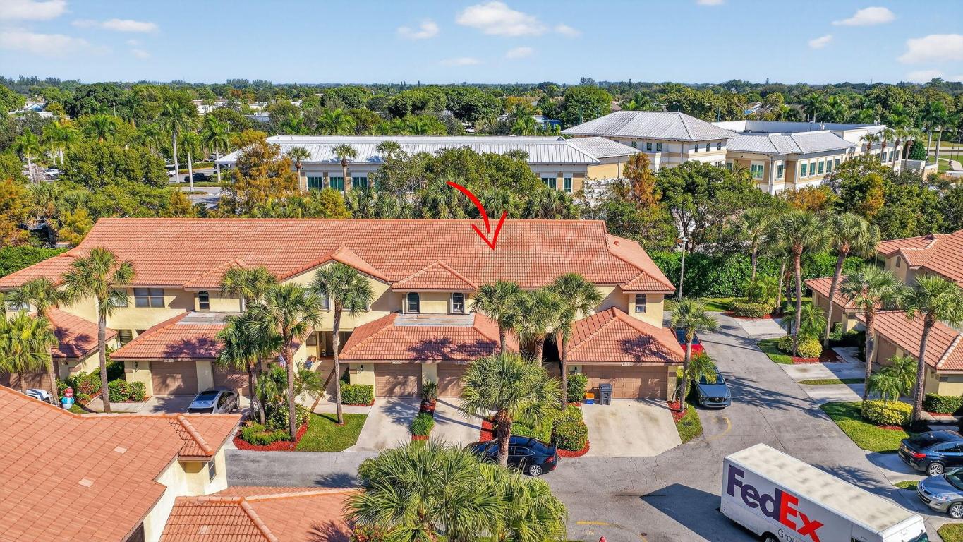 SAG HARBOR TRACE - Residential