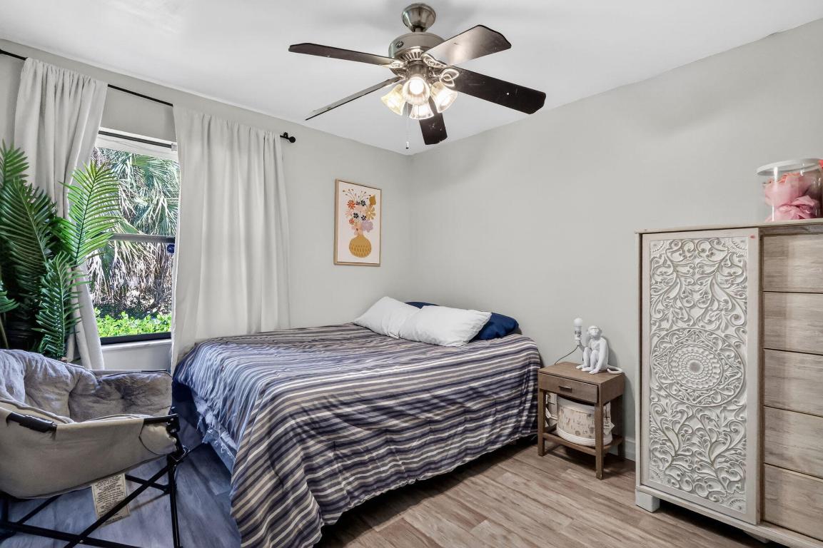 SAG HARBOR TRACE - Residential