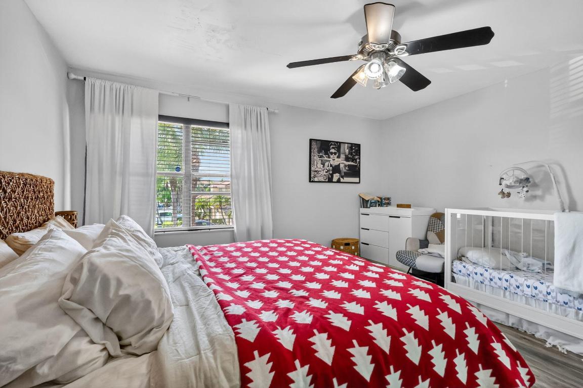 SAG HARBOR TRACE - Residential