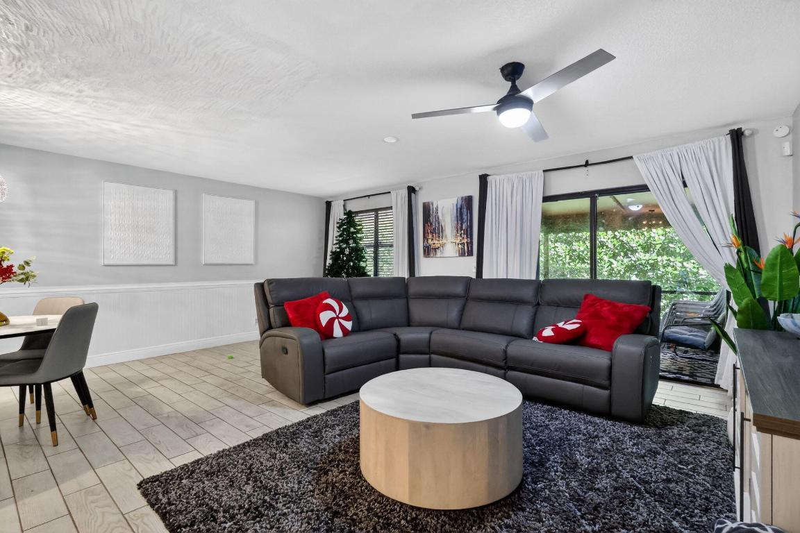 SAG HARBOR TRACE - Residential