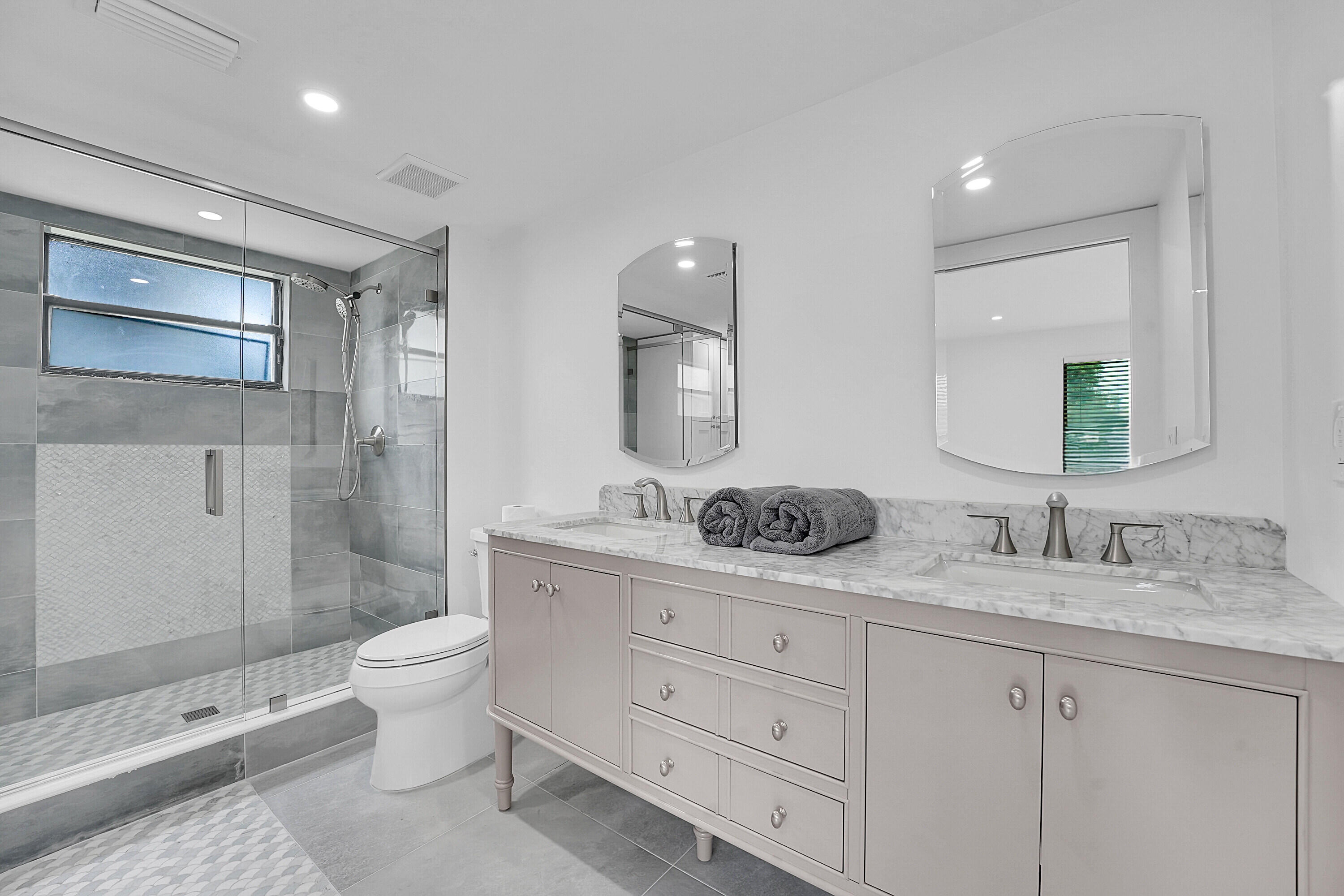 LUCERNE PARK CONDOS 1, 1A, 2 THRU 15 AND 23 THRU 2 - Residential