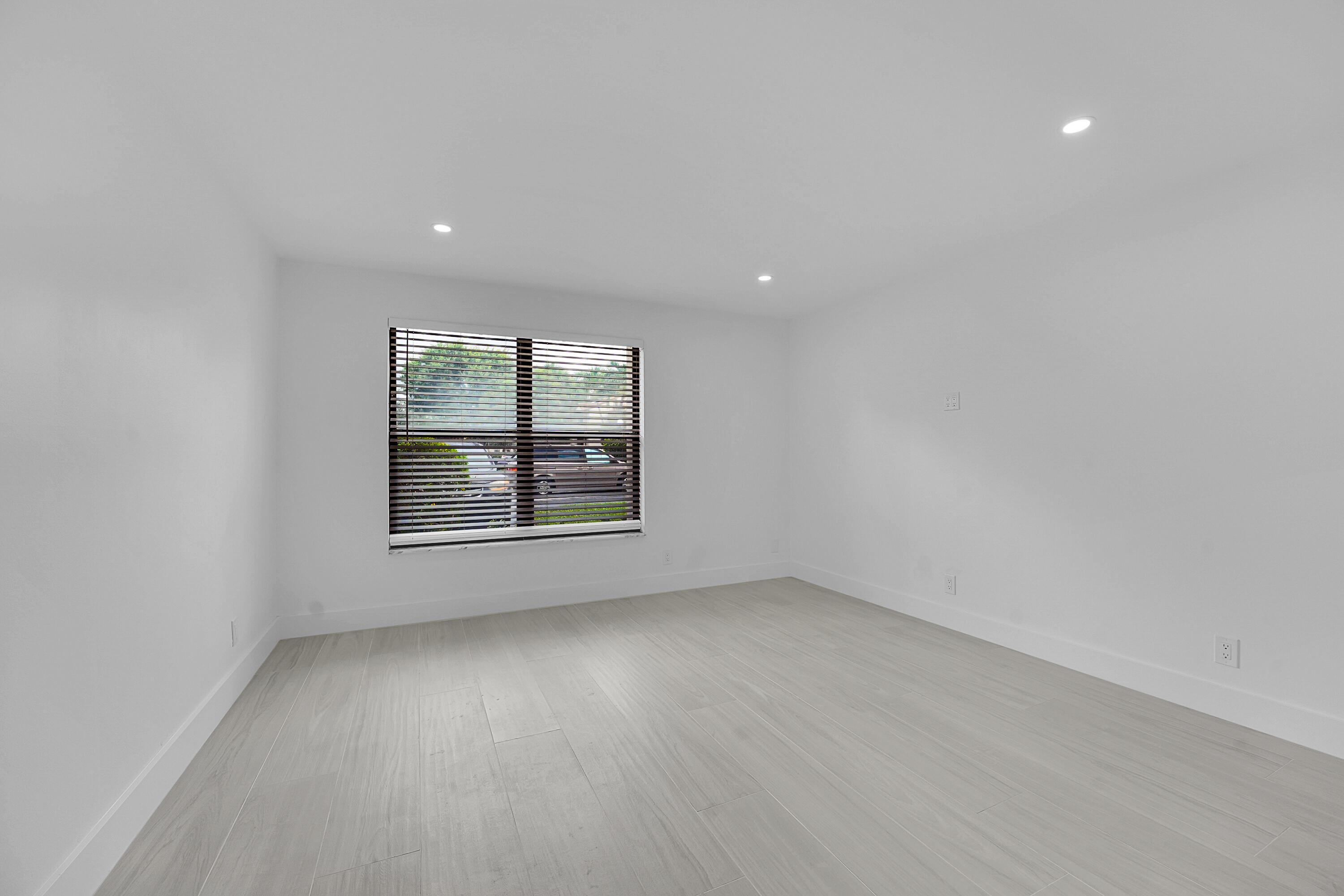 LUCERNE PARK CONDOS 1, 1A, 2 THRU 15 AND 23 THRU 2 - Residential