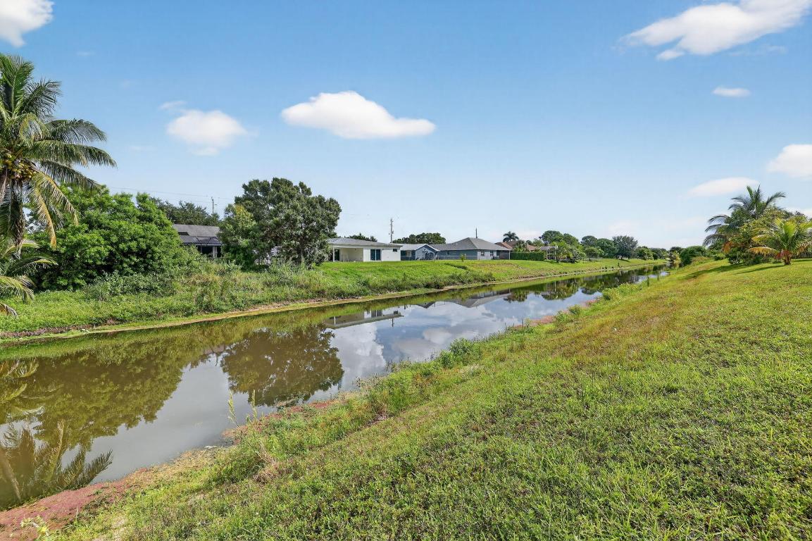 PORT ST LUCIE SECTION 13 - Residential