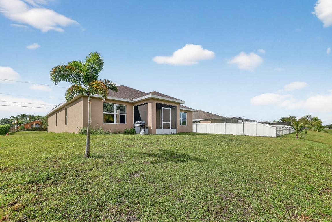 PORT ST LUCIE SECTION 13 - Residential