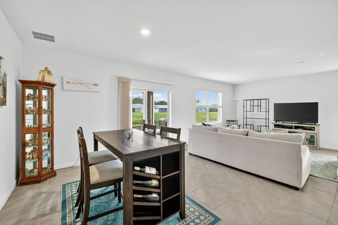 PORT ST LUCIE SECTION 13 - Residential