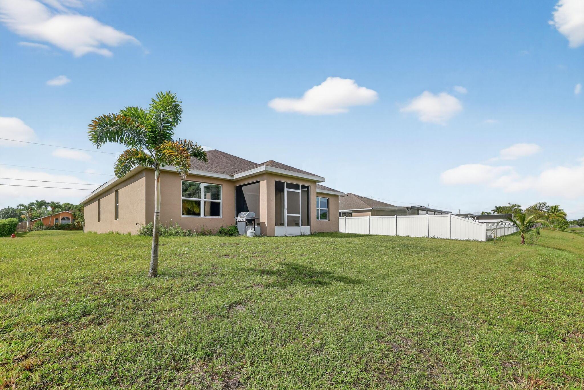 PORT ST LUCIE SECTION 13 - Residential