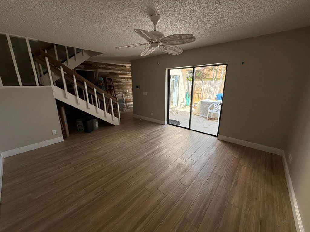 Photo of 717 W Ocean Avenue, Lantana, FL 33462 (MLS # B26014002)