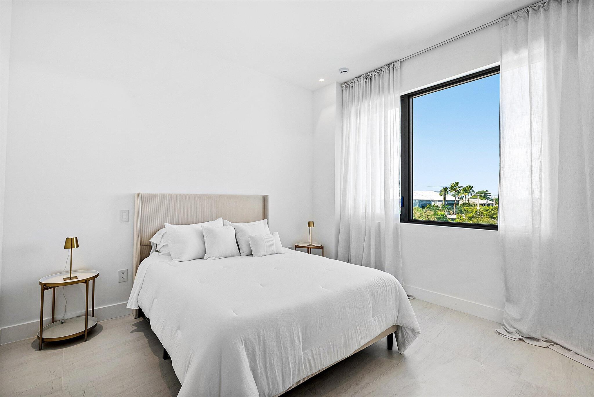 DELRAY TOWN OF - Residential