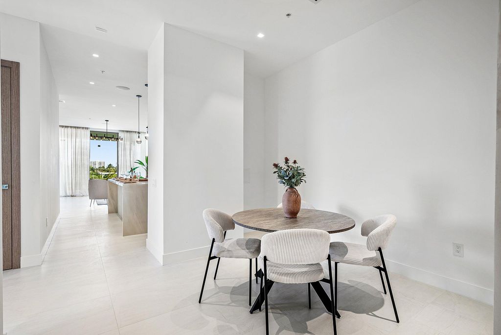 Photo of 246 NE 6th Avenue #3b, Delray Beach, FL 33483 (MLS # R11133545)