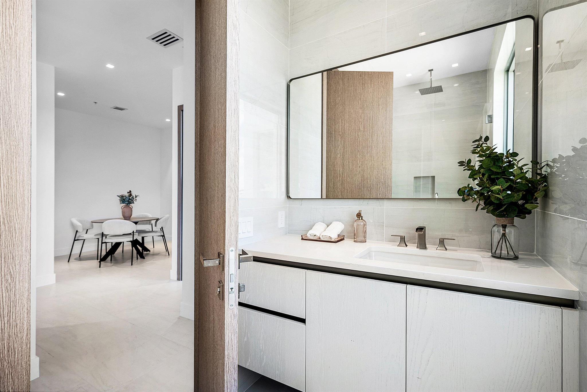 DELRAY TOWN OF - Residential