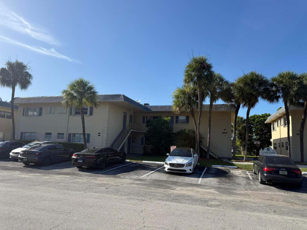 Photo of 1421 NW 45th Street #2, Deerfield Beach, FL 33064 (MLS # B26055400)