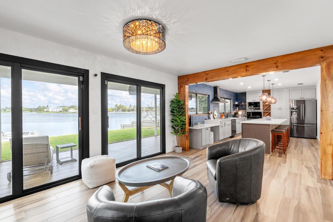 WELLINGTON TR 42-B - Residential Lease