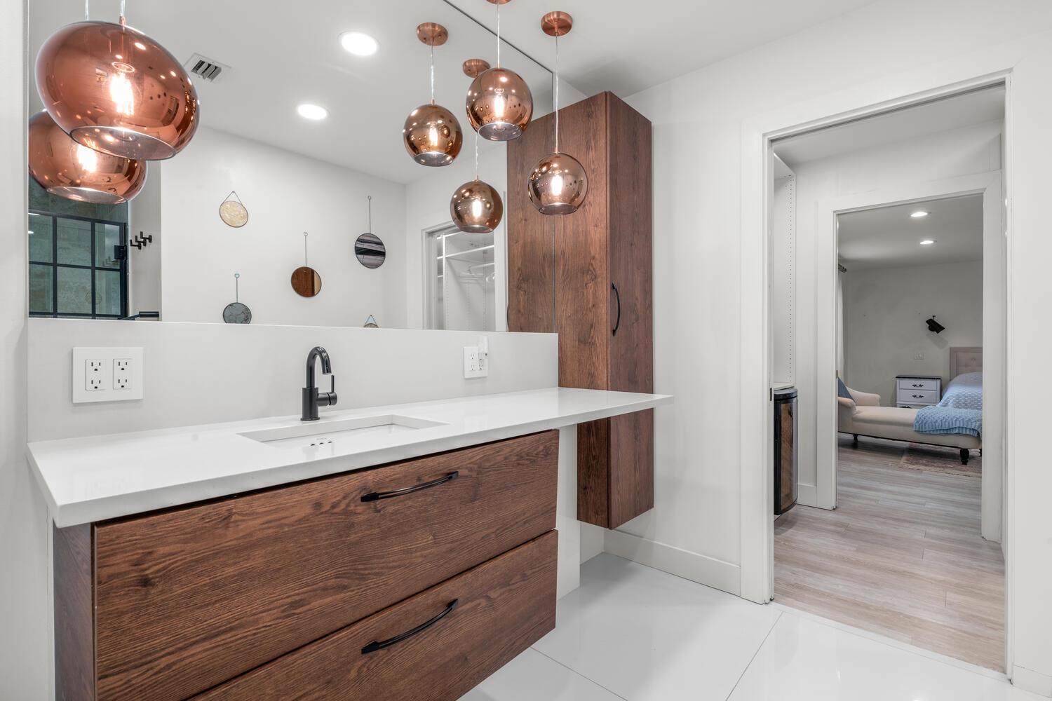 WELLINGTON TR 42-B - Residential Lease