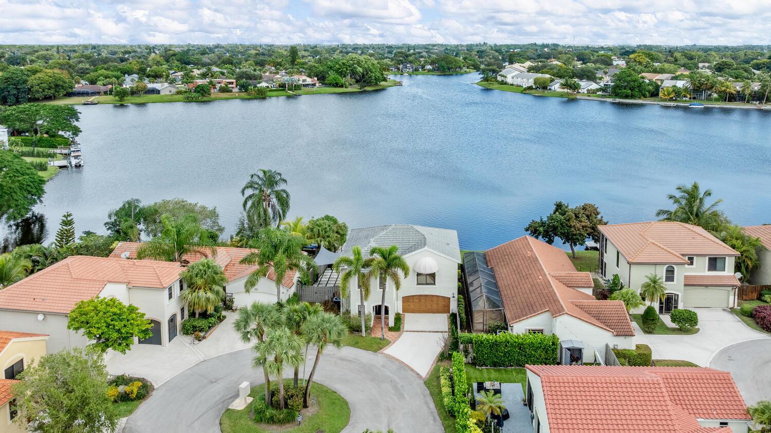 WELLINGTON TR 42-B - Residential Lease