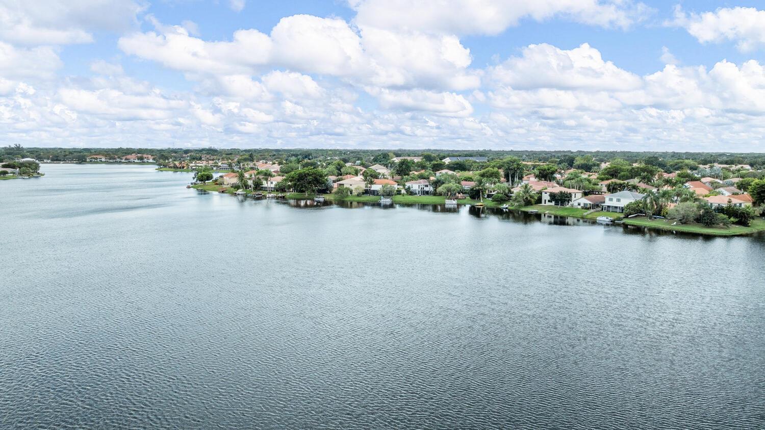 WELLINGTON TR 42-B - Residential Lease