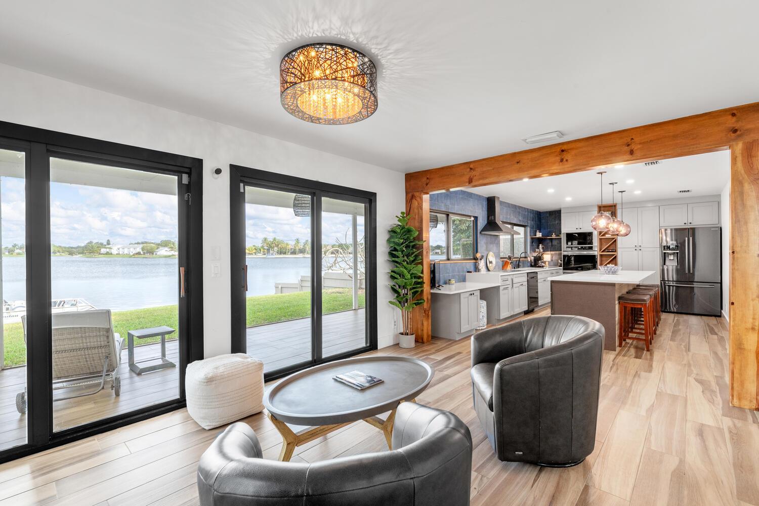 WELLINGTON TR 42-B - Residential Lease