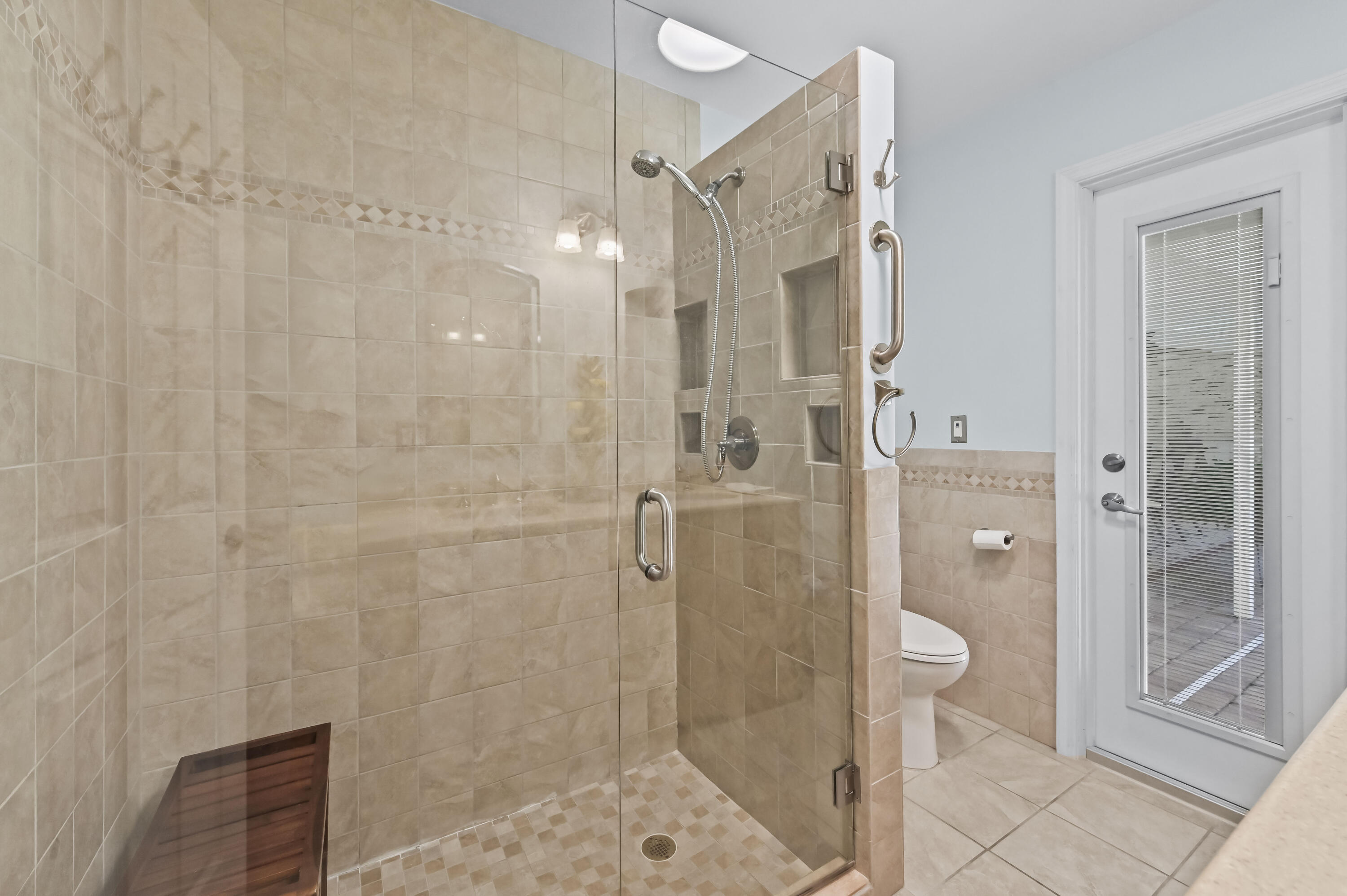 PINES OF WELLINGTON - Residential