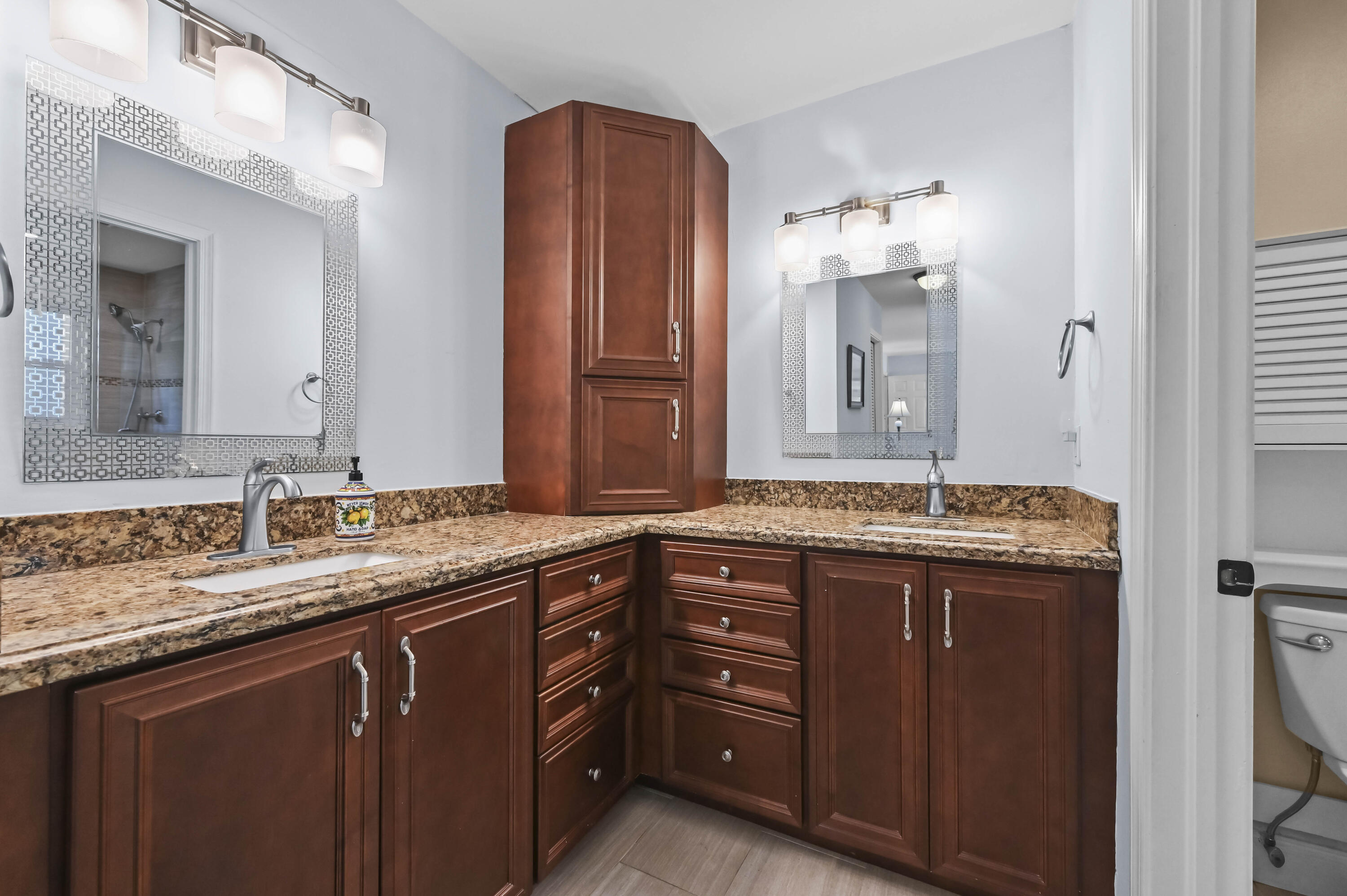 PINES OF WELLINGTON - Residential