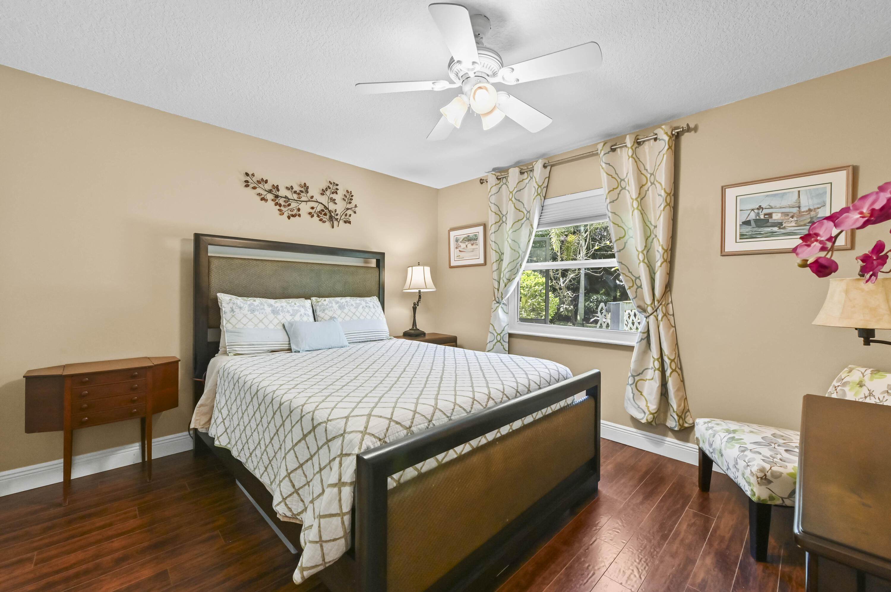 PINES OF WELLINGTON - Residential