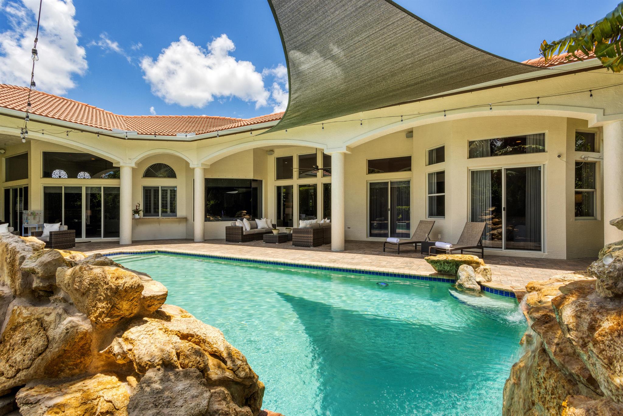 DELRAY LAKES ESTATES - Residential