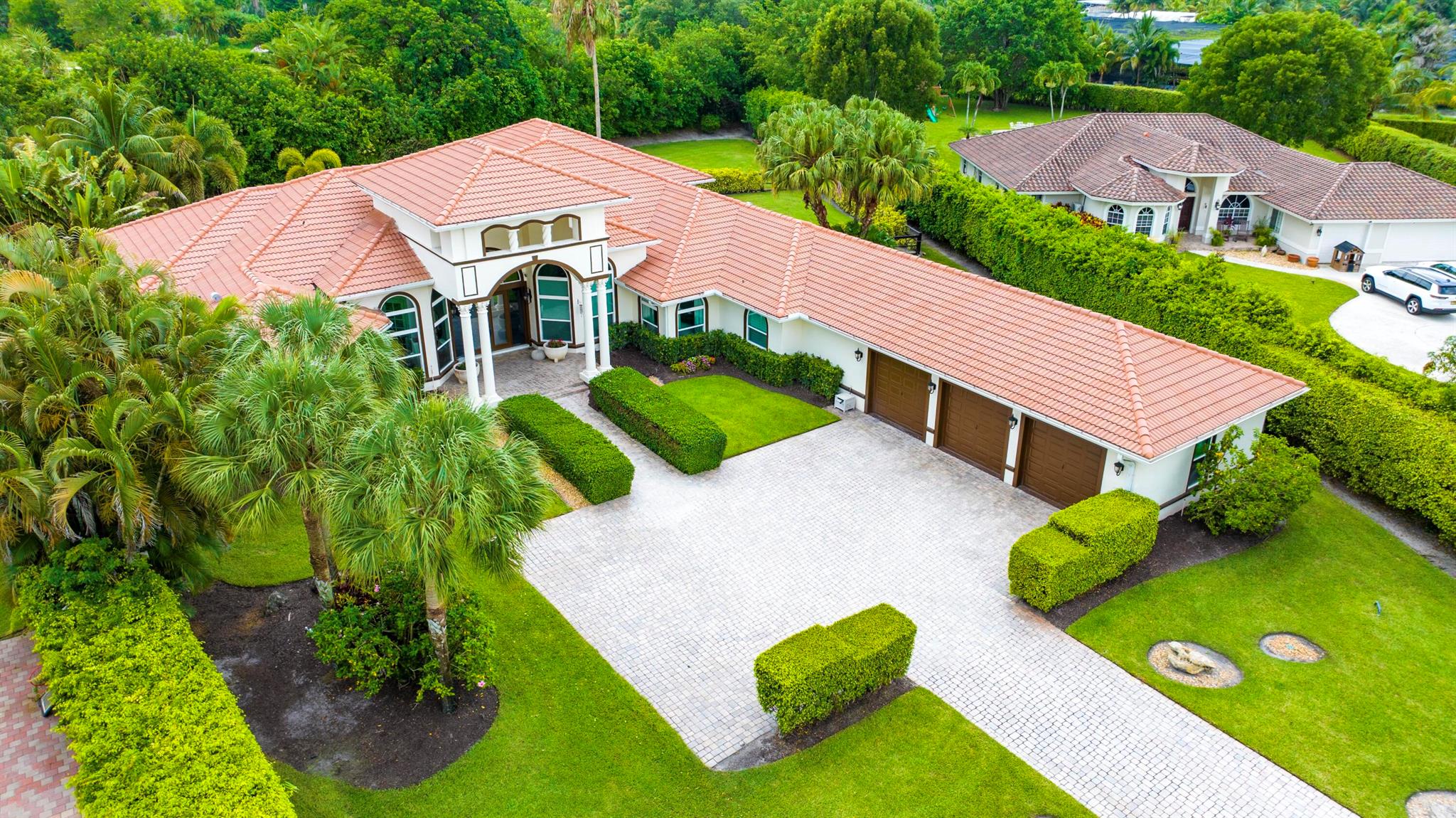 DELRAY LAKES ESTATES - Residential