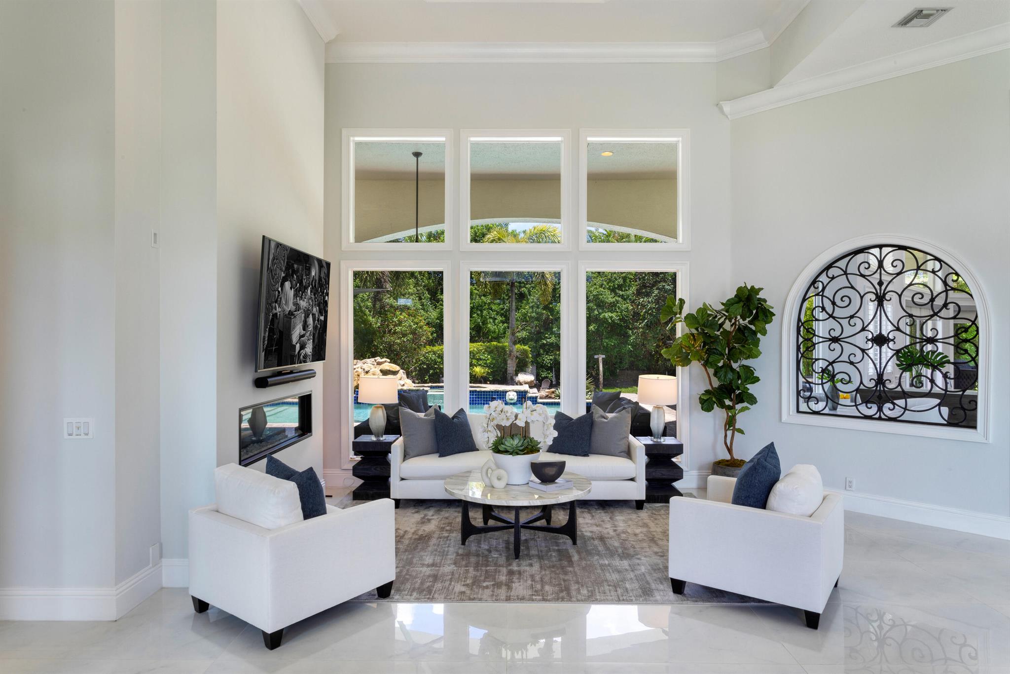 DELRAY LAKES ESTATES - Residential