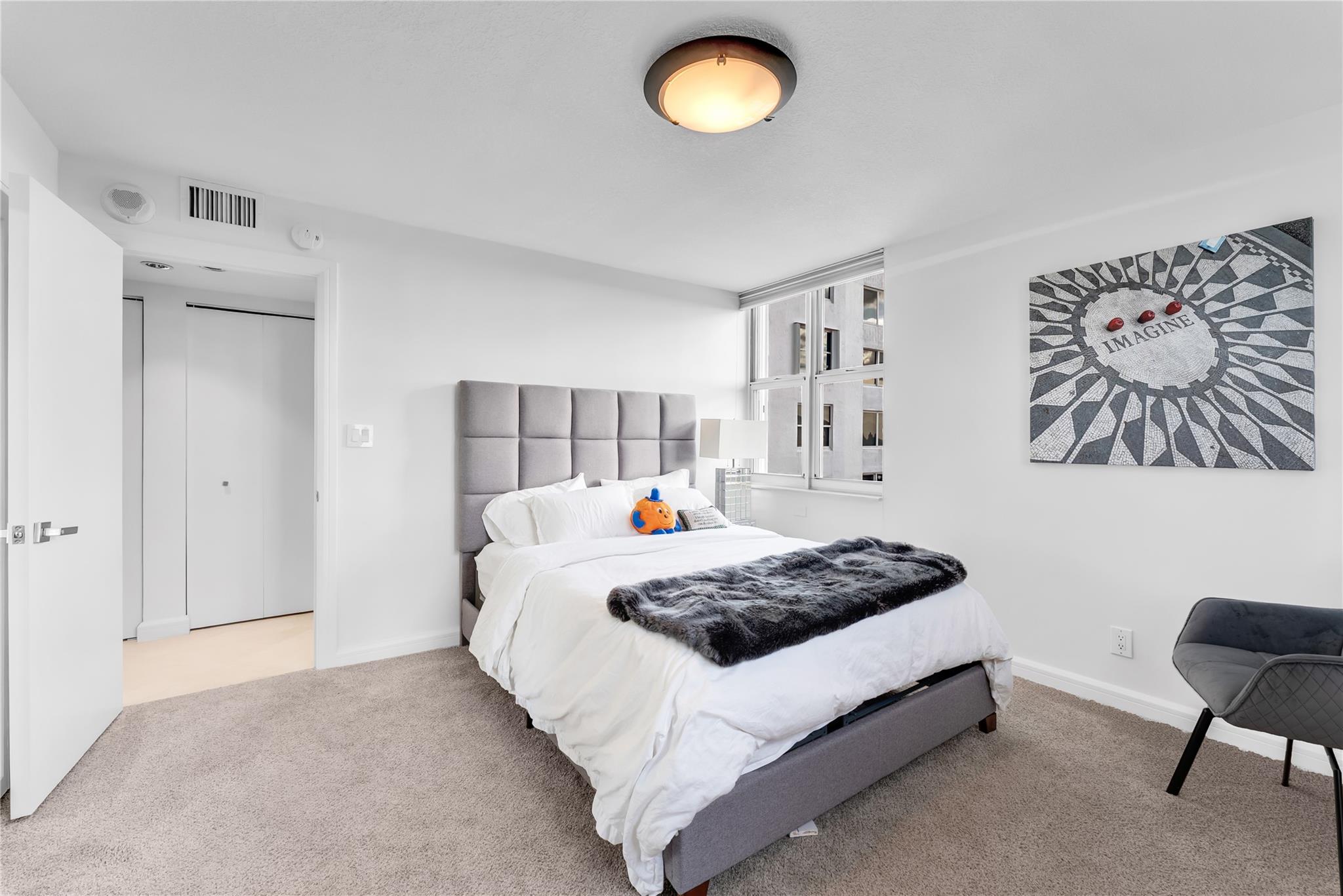 Americas on the Park Cond - Residential