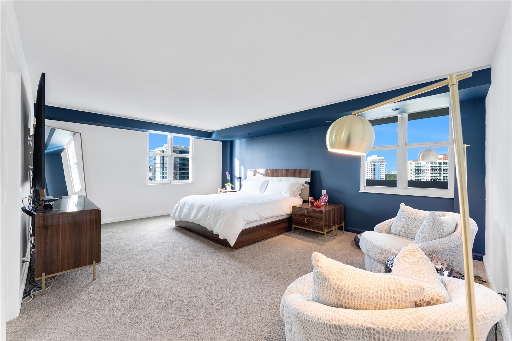 Americas on the Park Cond - Residential