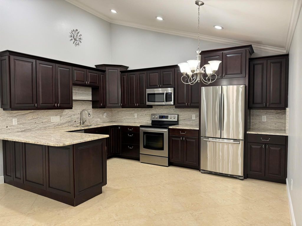 Photo of 5372 Eagle Lake Drive, Palm Beach Gardens, FL 33418 (MLS # R11021747)