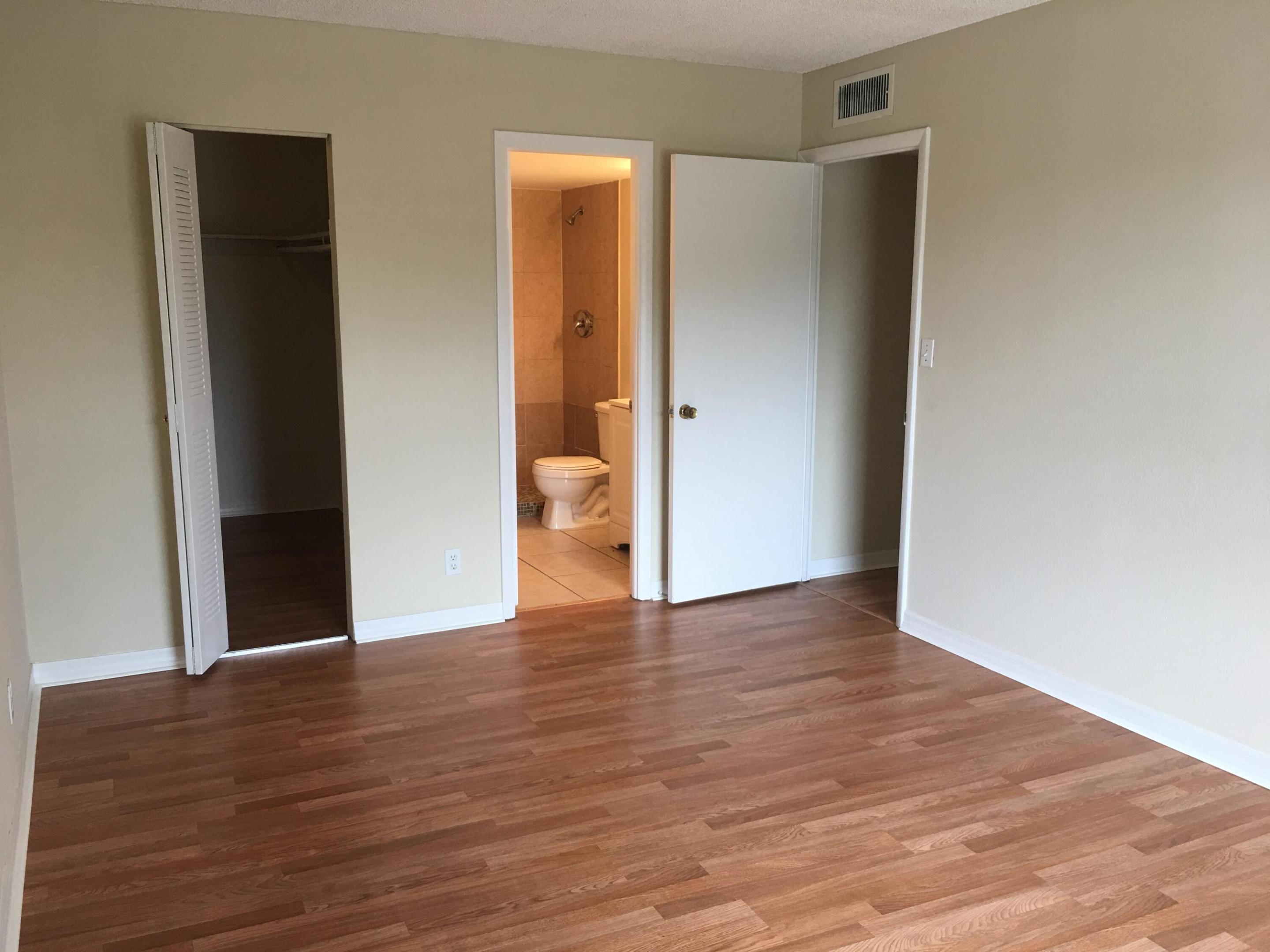 CLEAR LAKE PALMS CONDOMINIUM - Residential