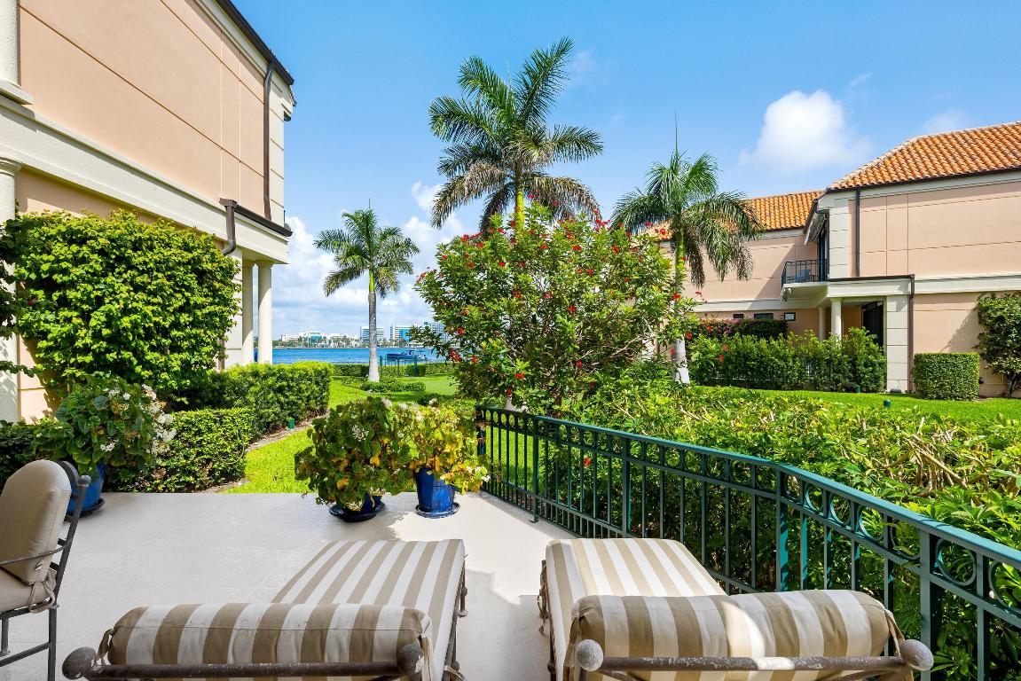 VILLA PLATI TOWNHOMES - Residential