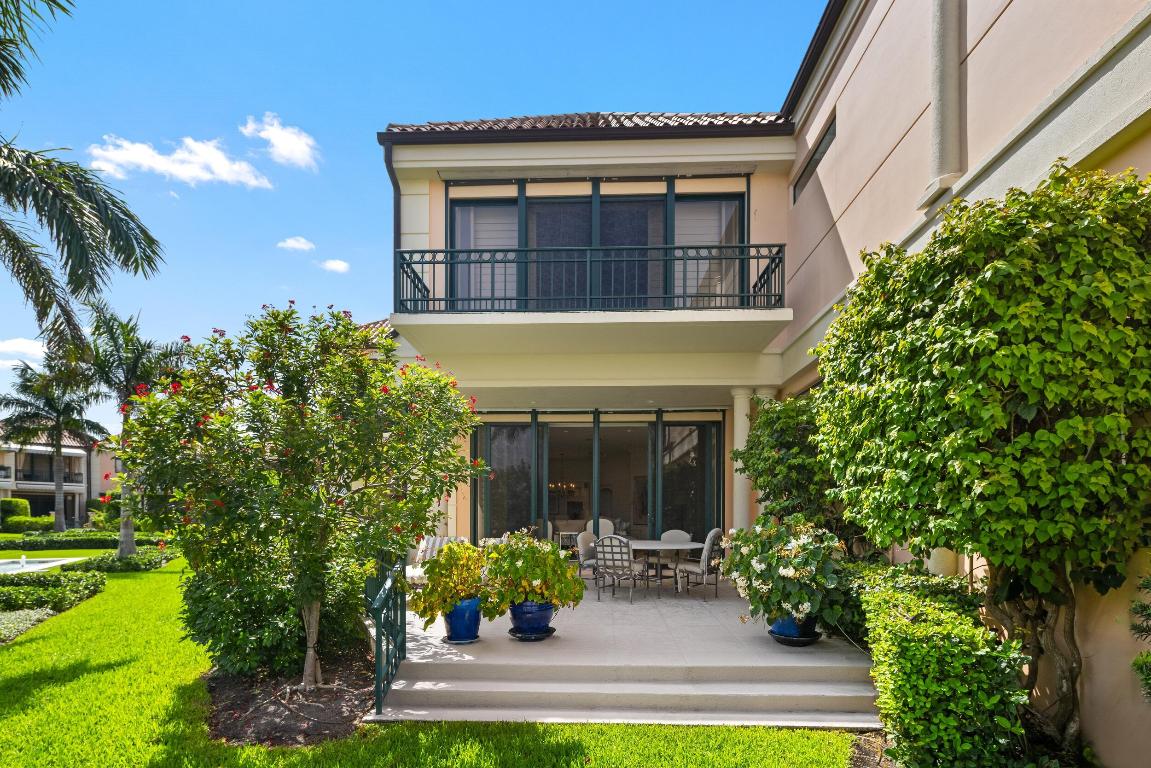 VILLA PLATI TOWNHOMES - Residential