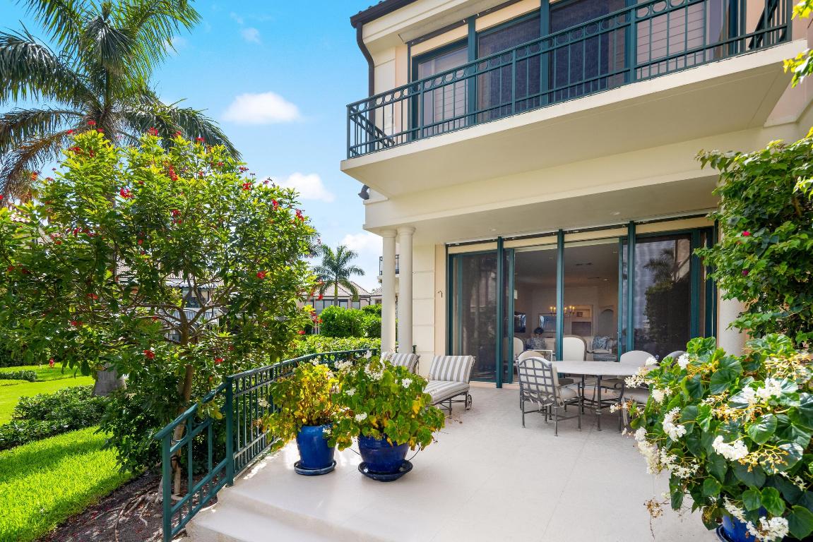 VILLA PLATI TOWNHOMES - Residential