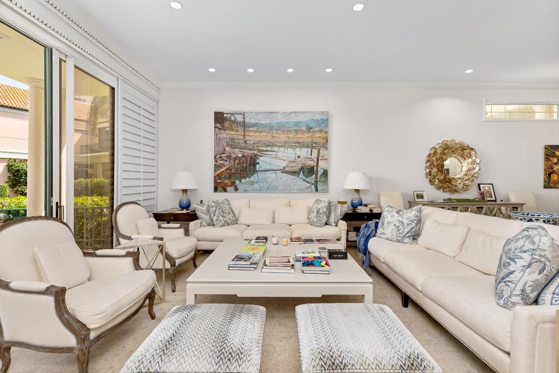 VILLA PLATI TOWNHOMES - Residential