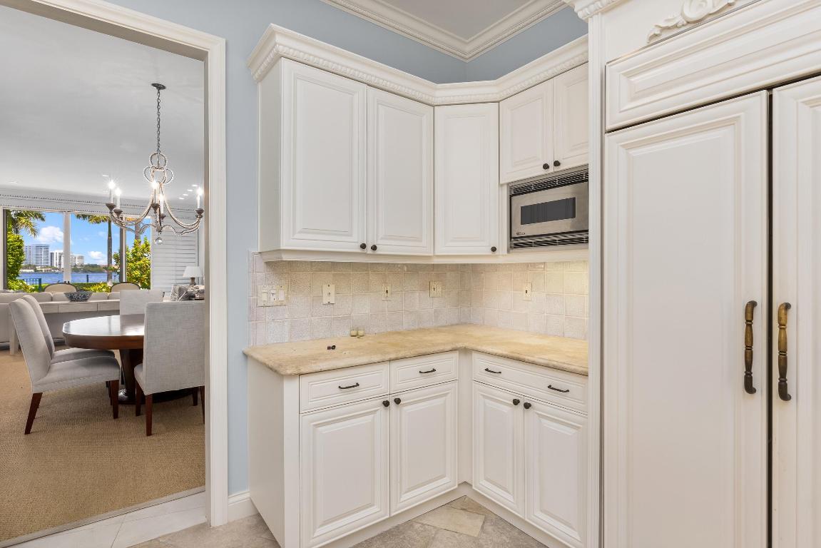 VILLA PLATI TOWNHOMES - Residential