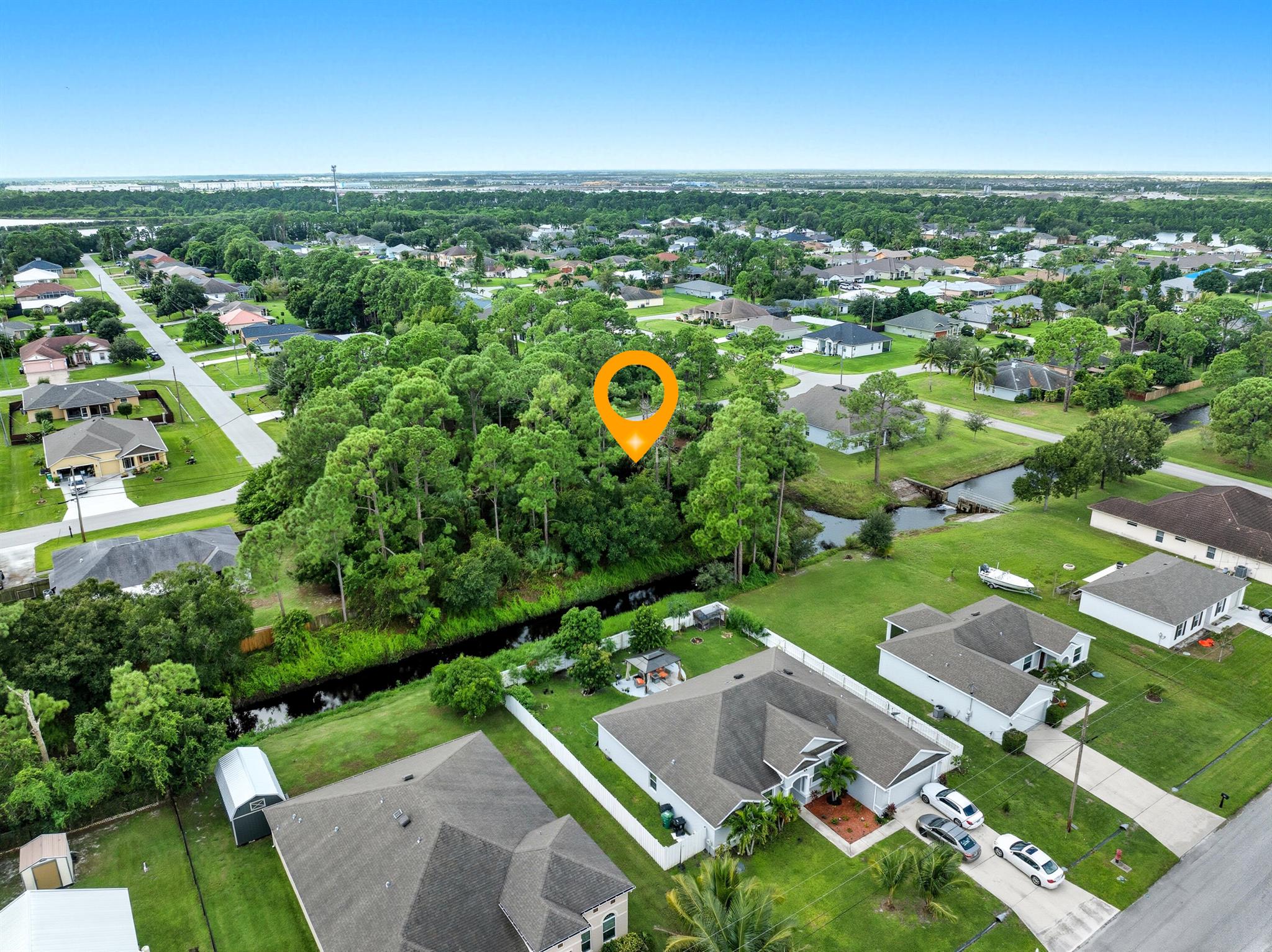 PORT ST LUCIE-SEC 19 - Land