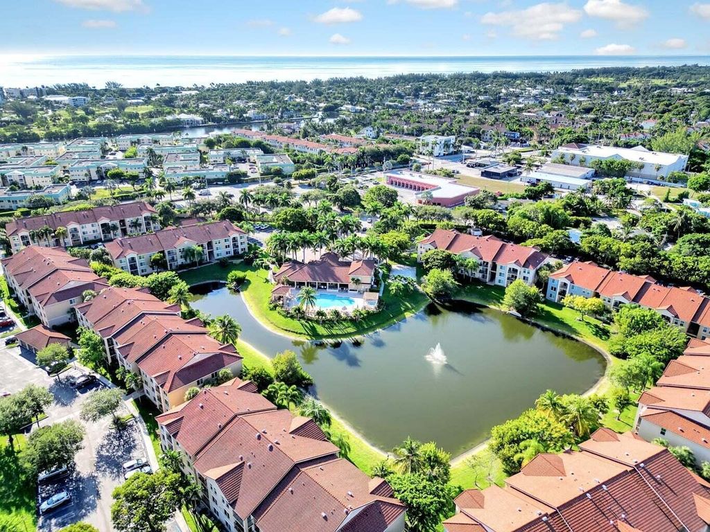 Photo of 107 Villa Circle #107, Boynton Beach, FL 33435 (MLS # R10922817)