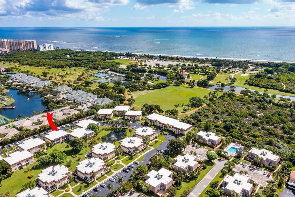 Photo of 717 S Us Highway 1 #505, Jupiter, FL 33477 (MLS # R10988803)