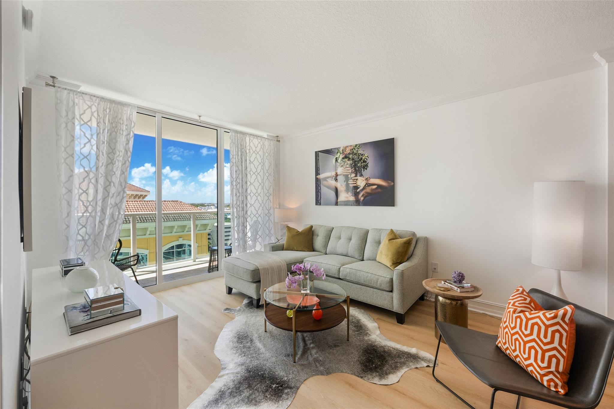 Great for a corporate rental! Meticulously renovated. Enjoy this one bed one bath with the best of everything for your new home in the heart of Las Olas. Fully furnished with TVs throughout, queen-size bed with custom closet, couch in the living room that opens to a bed, fully stocked kitchen, new appliances and separate laundry room! Relax on the furnished balcony. Luxurious custom bathroom. Enjoy the amenities of the rooftop pool with views of the New River and ocean, barbecue, exercise room, attended lobby, valet and more. Steps to the best restaurants, enjoy the Broward Center ,Parker Playhouse. entertainment, nightlife, live music, art galleries ,Fort Lauderdale Beach, Parks and more. Available for short term rental -minimum 4 months $4500/mo.