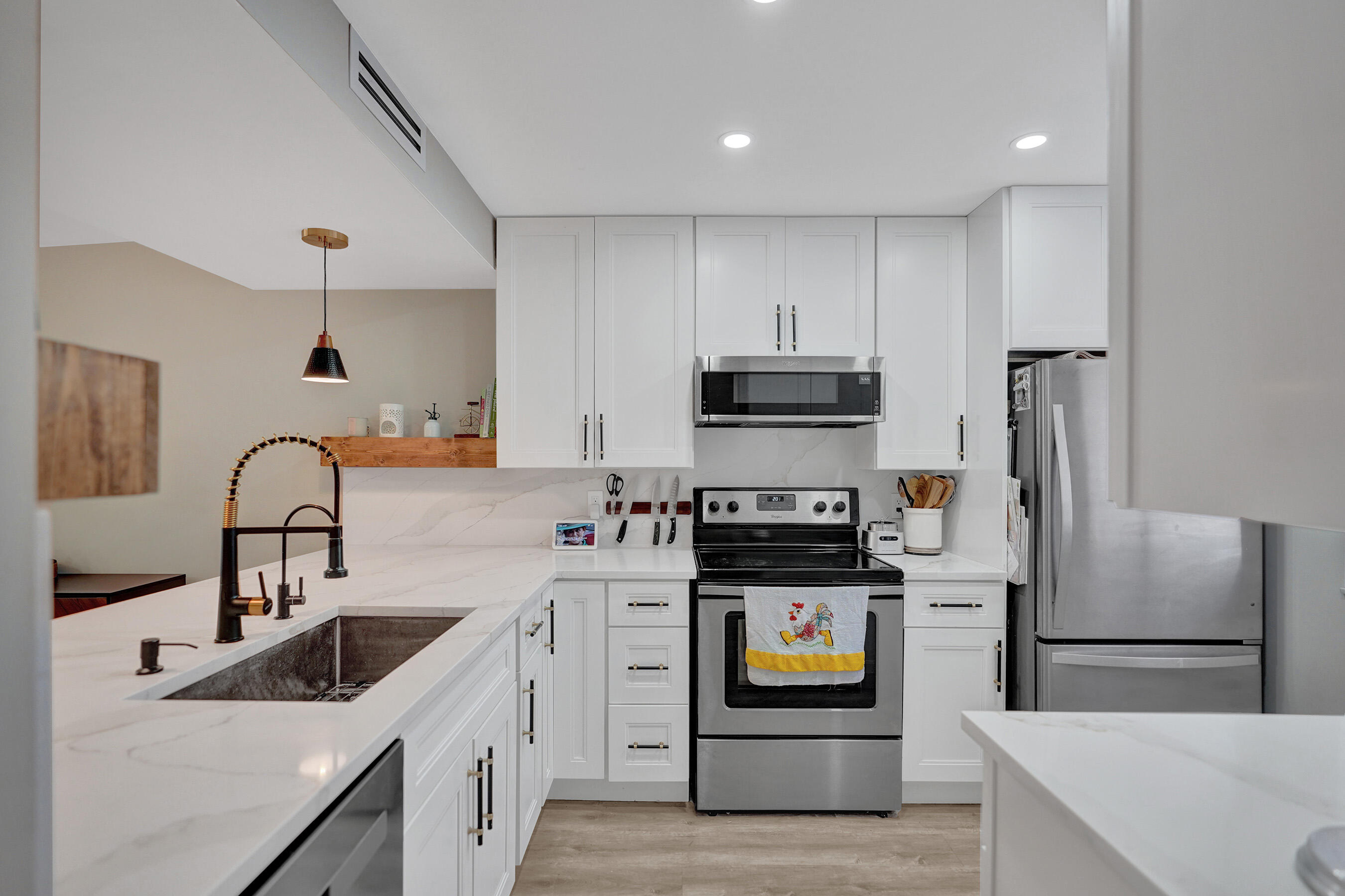 6193 Balboa Circle 201
