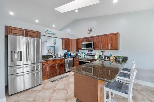 LAKESIDE GREEN 1 - Residential