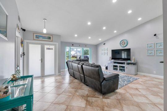 4085 Clearview Terrace