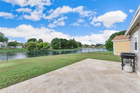 LAKESIDE GREEN 1 - Residential